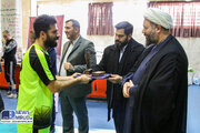 ببینید| برگزاری فینال مسابقات فوتسال گرامیداشت هفته مبارک بسیج
