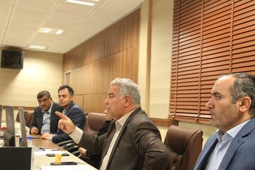 ببینید| جلسه بررسی چالش‌های اجرای طرح نهضت ملی مسکن و طرح جوانی جمعیت در خوزستان