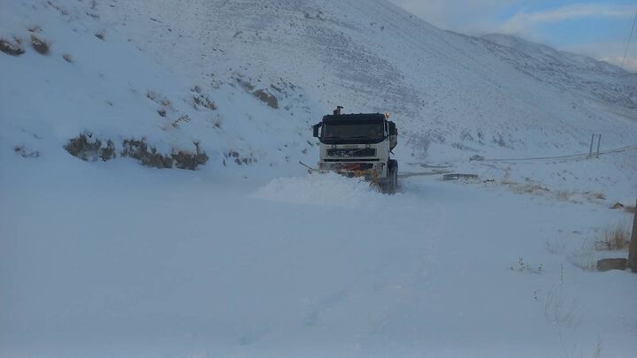 راهداران دماوند در برابر بارشهای آتی آمادگی کامل دارند راهداران دماوند در برابر بارش های آتی آمادگی کامل دارند
