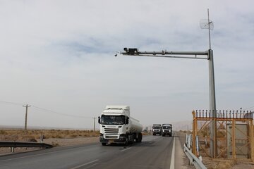 ترددهای جاده ای استان كرمان با 22 درصد افزايش از 2 ميليون و 750 هزار گذشت