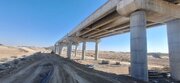 ببینید| بازدید استاندار سیستان و بلوچستان و جمعی از مسئولین از عملیات ساخت بزرگراه زابل- زاهدان و پل شیله