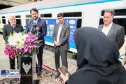 ببینید | بازدید وزیر راه و شهرسازی از ۶۸۵ دستگاه ناوگان ریلی نو و بازسازی شده در ایستگاه راه‌آهن تهران