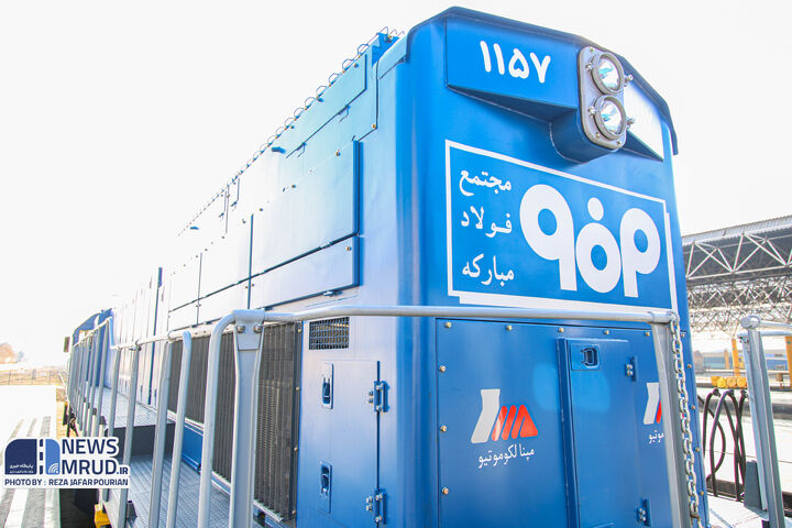 رشد ۴۸ درصدی تولید واگن باری نو در سال ۱۴۰۱ ببینید | بازدید وزیر راه و شهرسازی از ۶۸۵ دستگاه ناوگان ریلی نو و بازسازی شده در ایستگاه راهآهن تهران