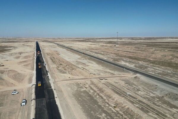 ساخت ۲۵ کیلومتر بزرگراه در مسیر زاهدان _ بیرجند