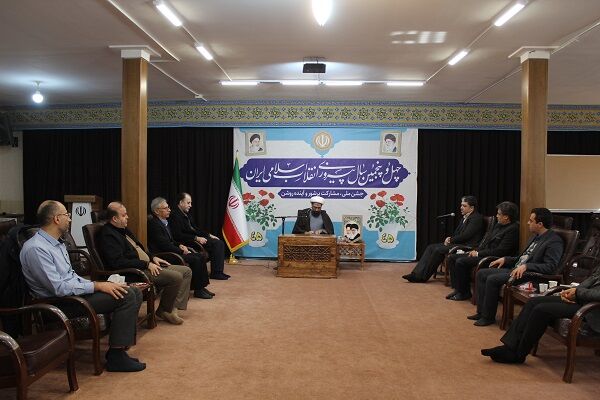 دیدار مدیرکل راه و شهرسازی استان همدان با امام جمعه و نماینده ولی فقیه در استان همدان دفتر امام جمعه