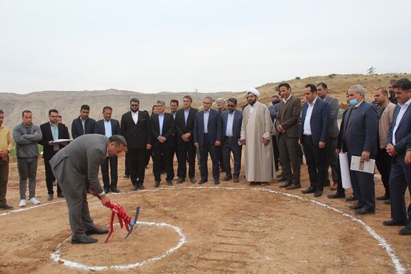 کلنگ عملیات تکمیلی پروژه واریانت چشمه شیرین بدره در محور ایلام- دره شهر به زمین زده شد کلنگ زنی راه سازی چشمه شیرین .JPG