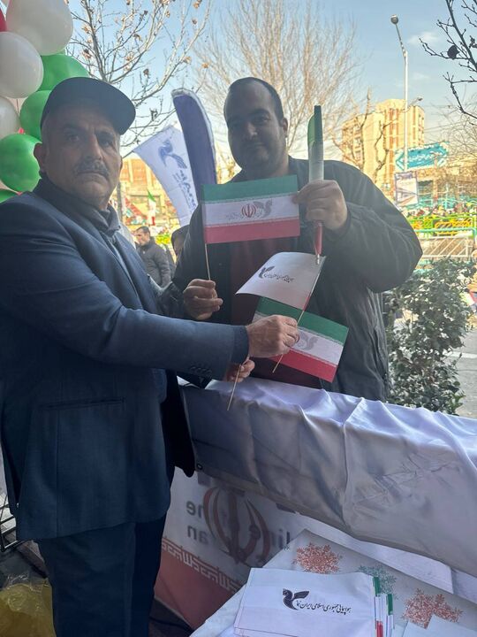 حضور هواپیمایی جمهوری اسلامی"هما" در مراسم بزرگداشت ۲۲ بهمن ماه ۱۴۰۲