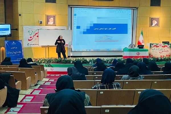 برگزاری سه دوره آموزشی برای توانمندسازی بانوان در وزارت راه و شهرسازی دوره آموزشی بانوان