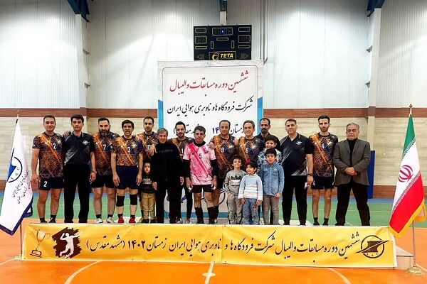 جام مسابقات والیبال شرکت فرودگاهها به مشهد رسید والیبال