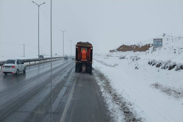 مصرف بیش از 165 هزار تن شن و نمک در خراسان رضوی