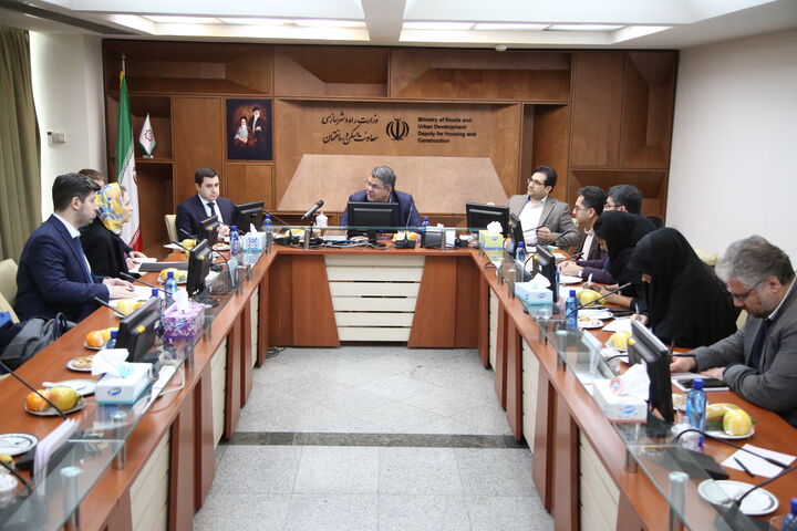 ایران و روسیه در زمینه مصالح ساختمانی و فناوریهای ساخت، همکاری میکنند عباسی