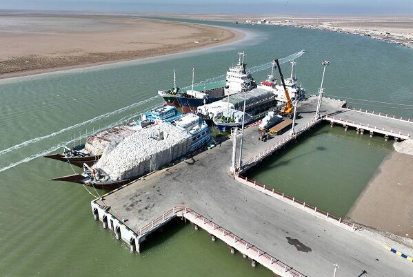 رشد ۱۳ درصدی بارگیری کالاهای غیرنفتی در بندر تجاری شادگان بندر شادگان