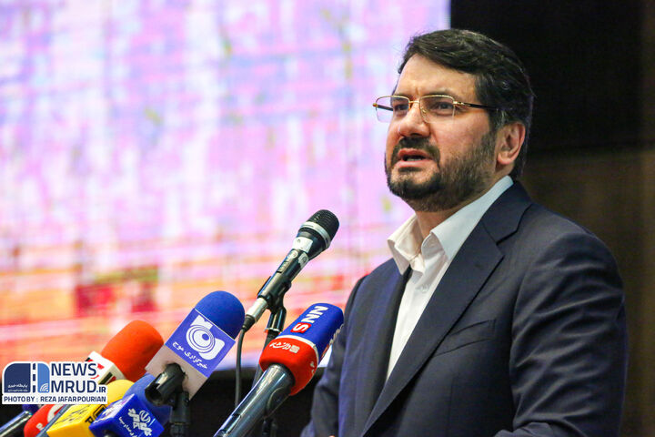 توسعه ناوگان هوایی در صدر اولویتهای شرکت هواپیمایی جمهوری اسلامی ایران باشد وزیر _ مهرداد بذرپاش _ پرتره