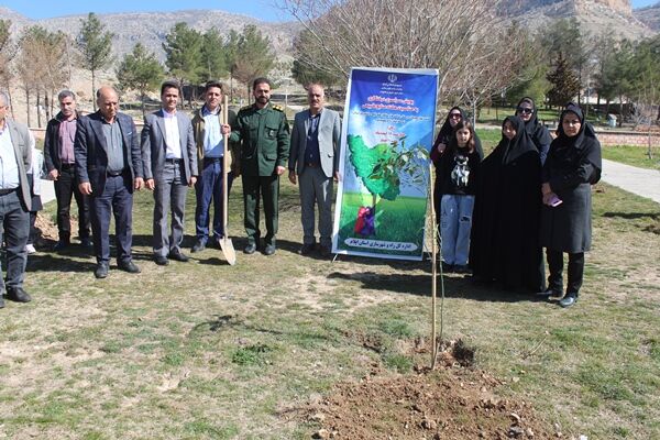 پویش نهال نو، خانه نو از محله هفت تیر استان ایلام آغاز شد پویش نهال نو،خانه نو استان ایلام..JPG