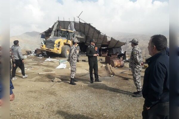 ۵۰ هکتار اراضی ملی واقع در پلاک ۳۱۷ ساوجبلاغ به دولت اعاده شد البرز