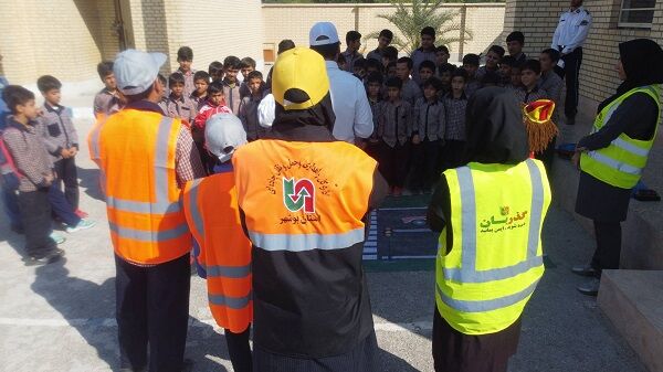آموزش ایمنی تردد به ۱۶۰۰ دانش آموز استان بوشهر