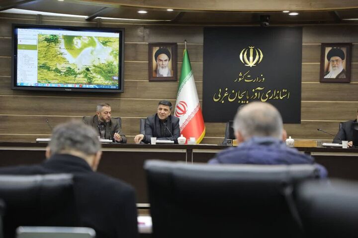 پیشبینی ۳۰۰ هکتار زمین برای احداث ۵ شهرک مسکونی در آذربایجانغربی 
 دکتر حمزه لو