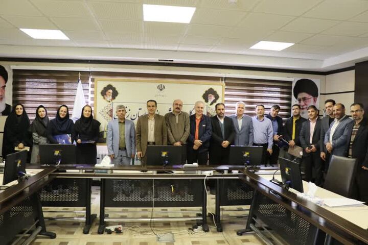 فرزندان معظم شهدا اداره کل راه و شهرسازی استان زنجان تجلیل شدند تجلیل