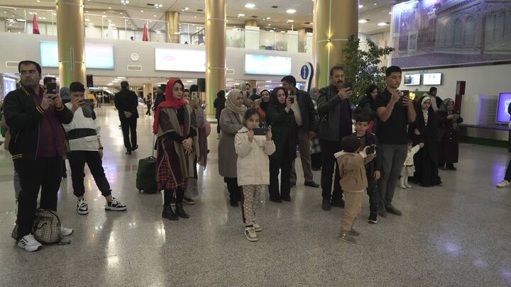 ببینید| نوروزی شاد و متفاوت در فرودگاه مشهد