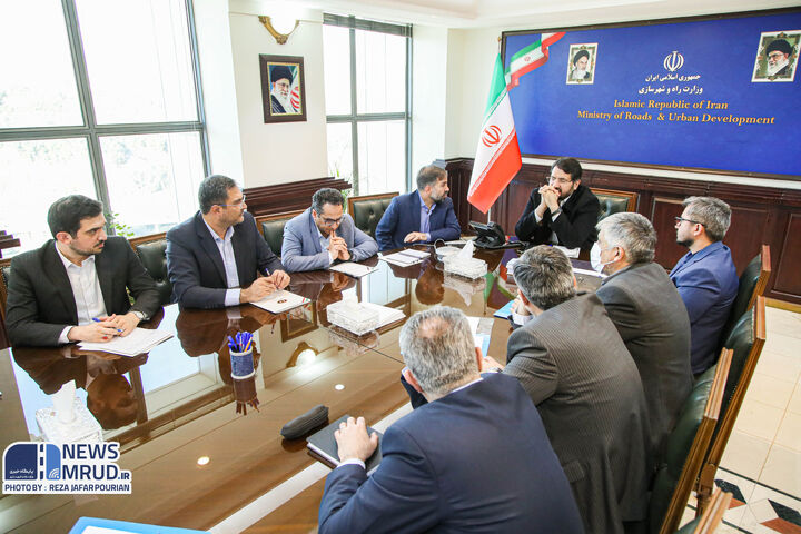 برنامههای بخش مسکن و شهرسازی در ۱۴۰۳ تشریح شد ببینید| برگزاری جلسه شورای مسکن با حضور وزیر راه و شهرسازی