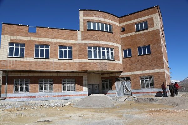 پیشرفت فیزیکی ساختمان بخشداری صمصامی به ۷۰ درصد رسید ساختمان بخشداری صمصامی