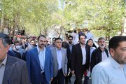 ببینید| حضور پرشور کارکنان راهداری و حمل و نقل جاده‌ای استان لرستان در راهپیمایی روز جهانی قدس