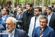ببینید | حضور وزیر راه و شهرسازی در مراسم تشییع پیکر مرحوم حمید بهبهانی وزیر اسبق راه و ترابری