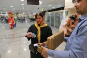 ببینید | اهدای قرآن مجید در فرودگاه شهدای گرگان