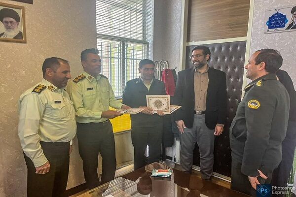 آیین قدردانی از ماموران فرماندهی انتظامی شهرستان مهدیشهر برگزار شد آیین قدرداانی از ماموران انتظامی فرماندهی مهدیشهر