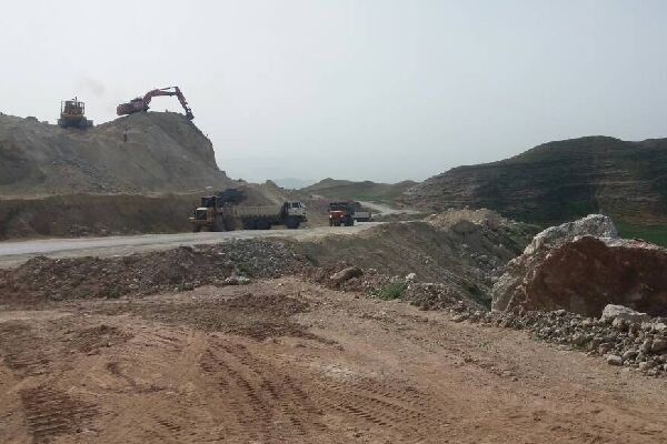 حذف و اصلاح ۱۵ نقطه پرحادثه در محورهای مواصلاتی لرستان حذف نقاط حادثهخیز