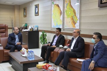 ببینید| نشست مشترک مدیران اداره کل راه و شهرسازی و بانک مسکن خوزستان