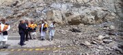 ببینید | بازدید میدانی مدیرکل راهداری و حمل ونقل جاده ای سیستان و بلوچستان از محورهای مواصلاتی که براثر بارندگی دچار خسارت شدند