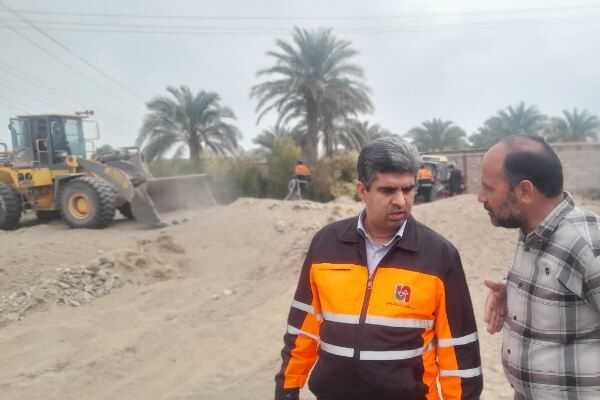 آسفالت ۱۰۵ کیلومتر راه روستایی استان کرمان در سال ۱۴۰۲ طی یک سال گذشته 105 كيلومتر راه روستايی در استان کرمان آسفالت شده و به بهره برداری رسیده است