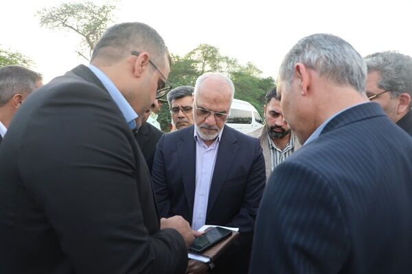 تامین زمین با بهترین جانمایی جهت اجرای طرح نهضت ملی مسکن در حمیدیه ببینید| بازدید میدانی استاندار خوزستان از طرح نهضت ملی مسکن در حمیدیه