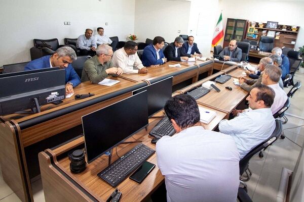 اولین جلسه شورای معاونین و مدیران راه وشهرسازی هرمزگان در سال جاری برگزار شد اولین جلسه شورای معاونین و مدیران راه وشهرسازی 2