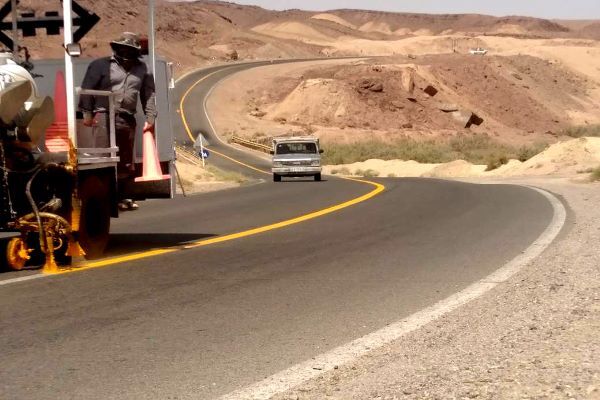 خط کشی بیش از ۵۰۰ کیلومتر از راه‌های استان همدان