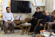 ببینید| حضور و تجلیل مشاور وزیر راه و شهرسازی در امور ایثارگران و مدیر کل راه و شهرسازی خراسان رضوی از دو خانواده معزز شهید حسن رضا خاکستری و شهید غلامحسین رحمتی در سفر به استان خراسان رضوی