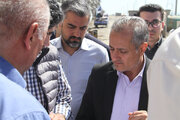 بیبینید: بازدید میدانی 5 ساعته محبوب حیدری مدیرکل راه و شهرسازی استان اردبیل از همه قطعات در حال اجرای شهرک 645 هکتاری نهضت ملی شهید سلیمانی اردبیل به همراه معاونین و روسای اداری در راستای اطلاع از آخرین وضعیت اجرای طرح نضهت ملی مسکن در اردبیل