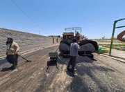 ببینید| اتمام اجرای ۴ هزار مترمربع آسفالت معابر روستای کربلایی قربان زابل به همت بنیاد مسکن