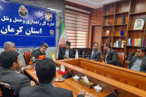 نگهداری و حفظ مبلمان جادهای نقش مهمی در کاهش تصادفات جادهای دارد نگهداری و حفظ مبلمان جاده ای نقش مهمی در كاهش تصادفات جاده ای دارد