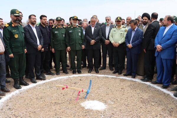 آیین کلنگ زنی بیمارستان ۱۲۸ تختخوابی قائم آل محمد (عج) در سمنان برگزار شد  فرمانده سپاه
