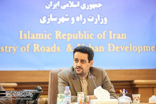 تایید اولیه پیشنویس آییننامههای «نوسازی اتوبوس و کشندهها» و «اختصاص سوخت بر اساس پیمایش» غفاری