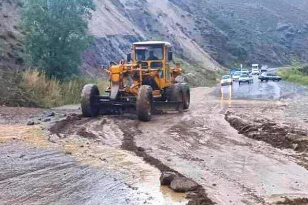 بازگشایی همه محورهای شریانی و اصلی خراسان رضوی راهداری خراسان