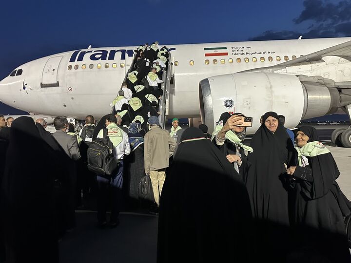 آمادگی کامل فرودگاه بینالمللی مشهد برای میزبانی از زائران دهه آخر صفر ببینید | آغاز عمليات اعزام زائران سرزمين وحی از فرودگاه مشهد