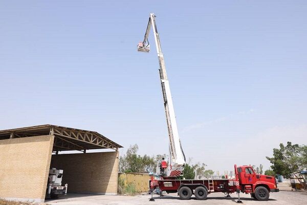 بالابر ۳۲ متری در بندر امام خمینی (ره) پس از ۴ سال به چرخه بهرهبرداری بازگشت بالابر