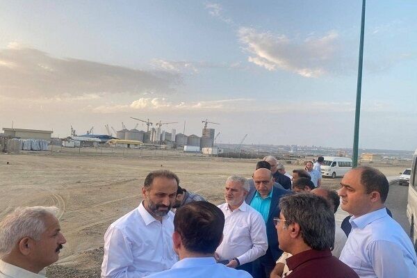 توسعه بندر چابهار گامهای رو به جلو دولت سیزدهم در توسعه سواحل مکران است بازدید چابهار