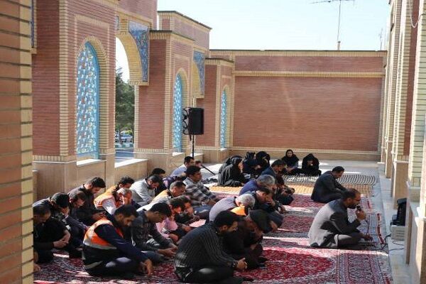 گلباران قبور مطهر شهدا، گرامیداشت یاد و خاطره شهدای خدمت گلباران قبور مطهر شهدا، گرامیداشت یاد و خاطره شهدای خدمت