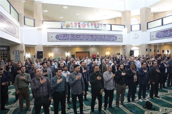 سوگواری کارکنان منطقه ویژه اقتصادی بندر امیرآباد در فراق خادم الرضا (ع) شهید جمهور آیت الله رییسی و همراهان شهیدش سوگواری