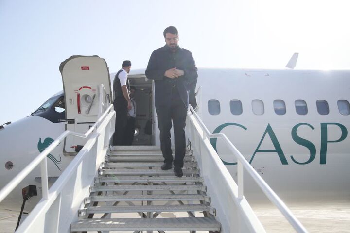 وزیر راه و شهرسازی وارد زاهدان شد بذرپاش هواپیما زاهدان