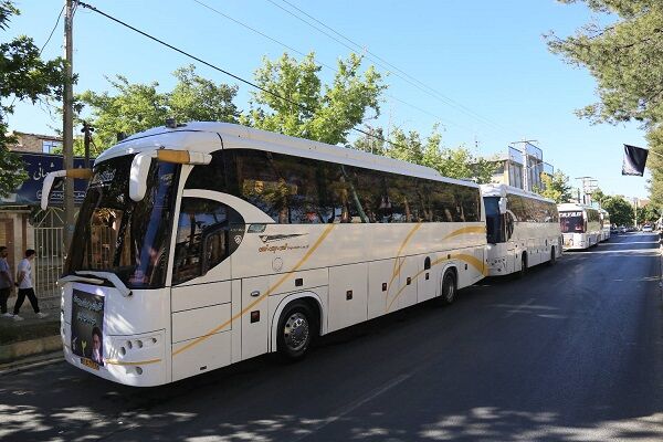 ۳۲ دستگاه اتوبوس برای جابه‌جایی زائران مرقد امام (ره) از ایلام اعزام شدند